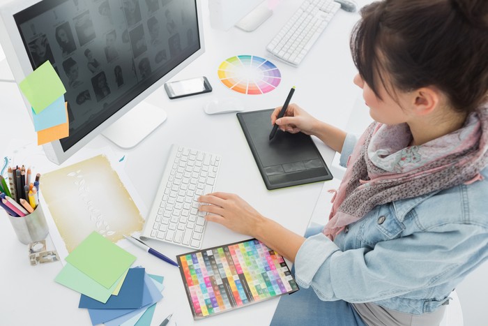 Ilustrasi Alat Kantor Ilustrasi Alat Kantor