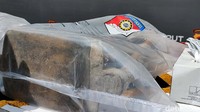 Sejumlah barang bukti diamankan dari para tersangka.