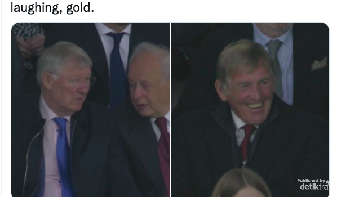 Alex Ferguson terlihat seperti mau menangis dan kamera langsung beralih ke wajah sumringah Kenny Dalglish yang juga menyaksikan langsung laga itu. Foto: Twitter