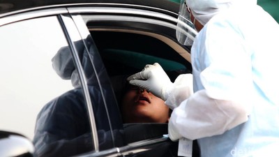 Menanti Tes PCR Turun Harga