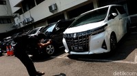 Rachel Vennya sendiri sudah diperiksa terkait kepemilikan pelat RFS hari ini pukul 07.00 WIB sampai pukul 09.00 WIB.
