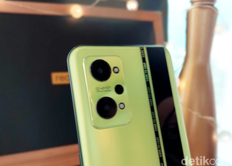 Realme GT 2 Pro