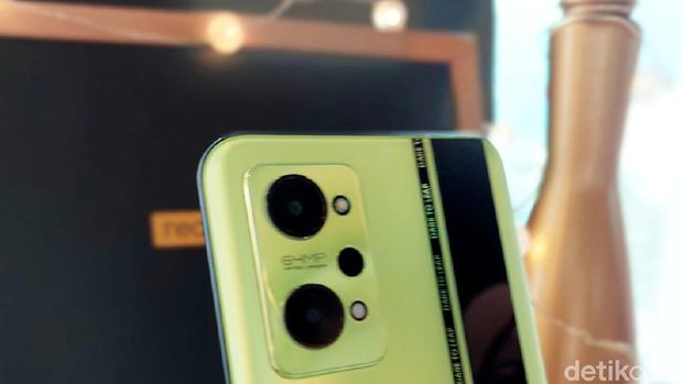 Realme GT 2 Pro