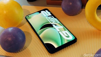 Realme GT Neo 2 ditengai Snapdragon 870 dan RAM 12 GB. Foto: Adi Fida Rahman/detikINET