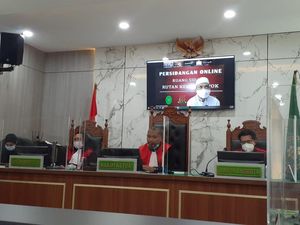 Sidang Pemeriksaan Terdakwa Kasus Babi Ngepet Ditunda
