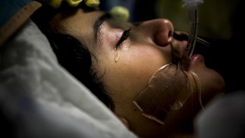 Juara ketiga kategori COVID-19 diraih Rodrigo Cabrita. Foto: Siena International Photo Awards