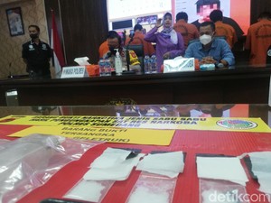 Transaksi Sabu Lewat Medsos, Tiga Pria Diringkus Polisi di Sumedang