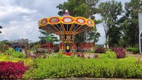 Beberapa wahana di antaranya, ada game center dengan 73 mesin game. Selain itu ada juga fasilitas outbond yang di dalamnya terdapat flying fox, net climbing, net bridge, sky climbing, tire bridge, hanging bridge dan bamboo balance. dok. Trans Studio Garden