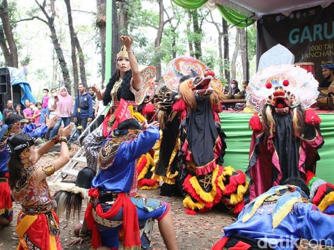 Hari ini merupakan hari bersejarah bagi Desa Candisari, Kecamatan Sambeng. Ini merupakan salah satu desa tertua di Lamongan.