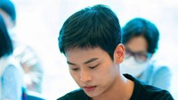Sementara Cha Hak Yeon akan berperan sebagai Oh Kyung Tae, junior di tim investigasi anti-korupsi. Foto: (dok. Instagram @tvn_drama)
