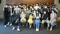 Bad and Crazy disutradarai oleh Yoo Sun Bong (The Uncanny Counter) yang rencananya akan ditayangkan Desember 2021. Foto: (dok. Instagram @tvn_drama)
