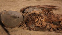 Mumi-mumi Chinchorro pertama kali didokumentasikan oleh arkeolog asal Jerman bernama Max Uhle, setelah menemukan sejumlah mumi di pantai. Namun, perlu waktu selama berpuluh tahun guna menentukan umur mumi-mumi tersebut. Getty Images  