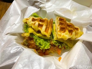 Di Croffle Festival Ada Croffle Hitam Saus Durian hingga Croffle Ayam Geprek