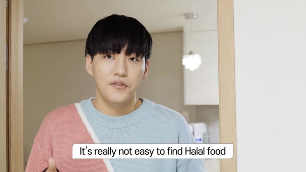 Eksperimen Daud Kim, YouTuber Mualaf Saat Cari Makanan Halal di Korea