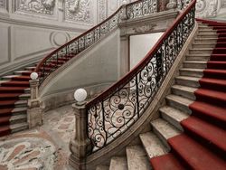 Potret Ngeri Bangunan Terbengkalai Tak Berpenghuni