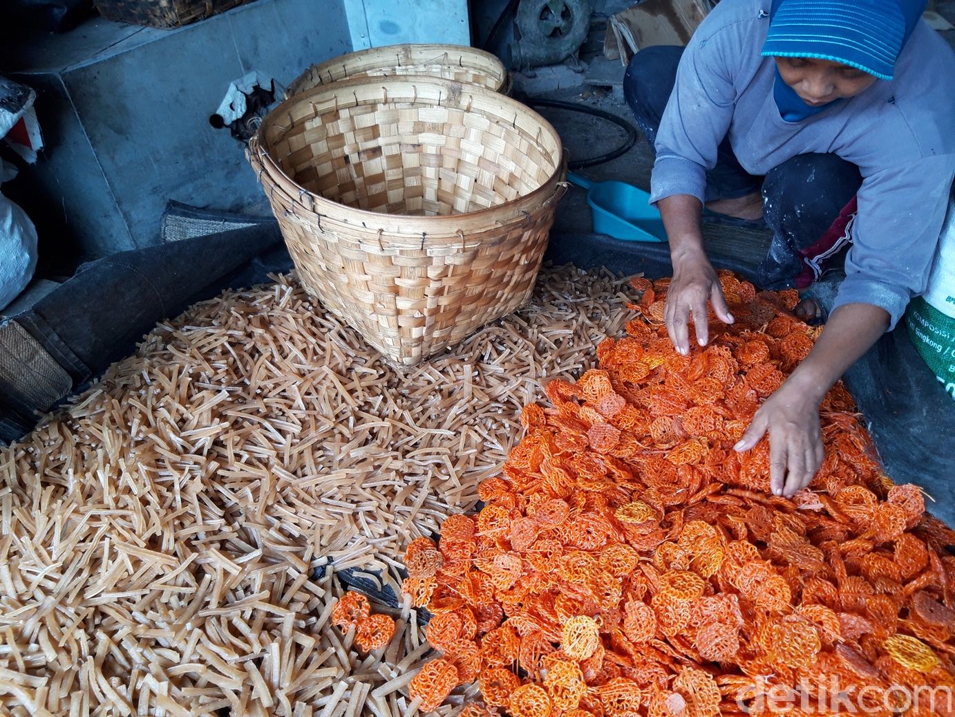Harga Minyak Goreng Tembus Rp 18 Ribu/Kg, Perajin Kerupuk di Boyolali Menjerit