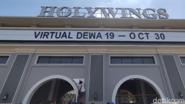Holywings dan Marabunta Semarang ditutup sementara gegara langgar aturan PPKM Level 1 Semarang, Rabu (27/10/2021).