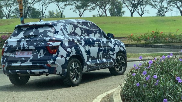 Sosok Hyundai Creta Wara-wiri Pakai Kamuflase Peta Indonesia