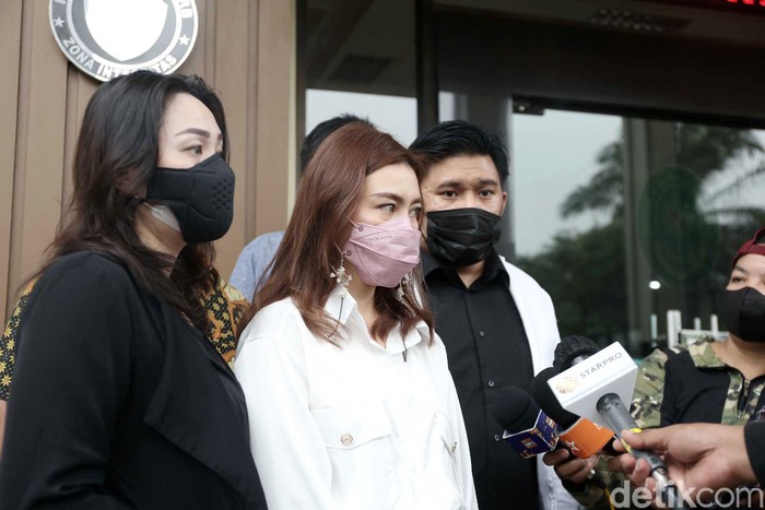 Irena Febiola Irena Febiola saat ditemui di kawasan PA Jakarta Selatan.