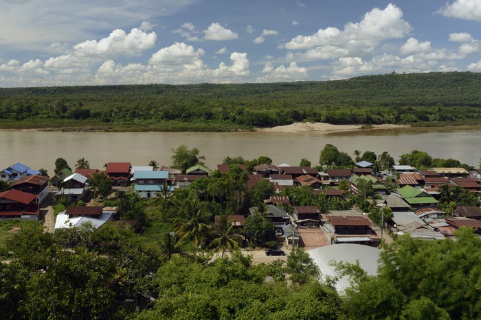 Sicht vom Tempel Wat Tham Khu Ha Sawan in Khong Jiam am Mekong River in der naehe des Pha Taem Nationalpark in der Umgebung von Ubon Ratchathani im nordosten von Thailand in Suedostasien.