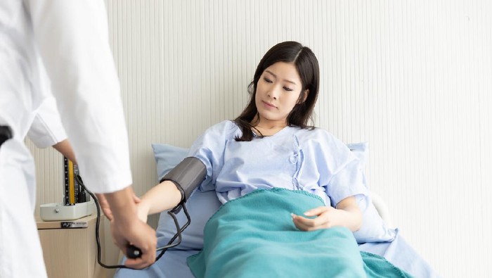 4 Tanda Kolesterol Tinggi di Mata, Waspada Jika Ada Keluhan Ini!