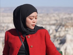 6 Momen Lesti Kejora Bertemu Siti KDI di Turki, Baby Bumpnya Curi Atensi