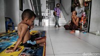 Total jiwa yang akan menempati Kampung Susun Akuarium ini adalah 350 orang.