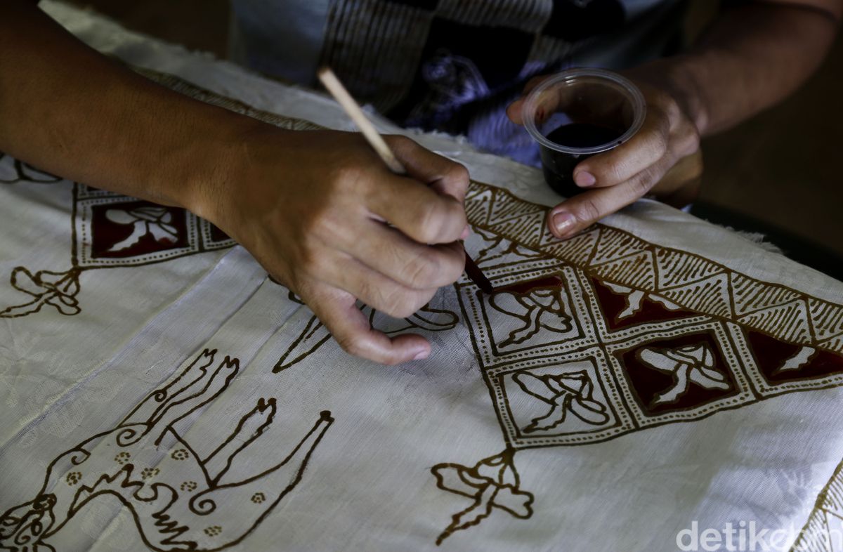 Sutera tekstil dari memiliki sifat jenis bahan Sebutkan Sifat