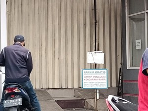 Jukir Minimarket Jakarta Menatap Penertiban: Nggak Markir Nggak Makan