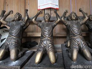 Patung Pemain Bola Made in Sukoharjo Tembus Eropa
