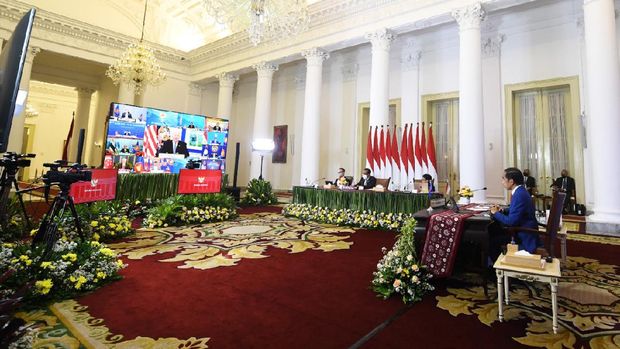 Presiden Joko Widodo menyampaikan tiga harapan terkait hubungan antara ASEAN dengan Amerika Serikat (AS) ke depan dalam pidatonya saat menghadiri KTT ke-9 ASEAN-AS yang digelar secara virtual. (Foto: Lukas - Biro Pers Sekretariat Presiden)