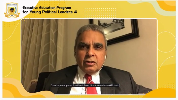 Profesor Singapura Kishore Mahbubani (Foto: Tangkapan layar YouTube Golkar Institute)