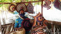 Selain itu, penduduk di desa wisata itu juga menjadi pengusaha di bidang pariwisata.