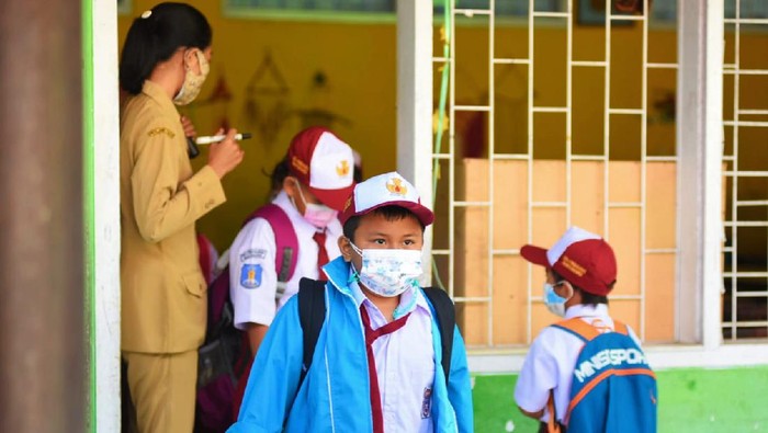 Satgas COVID-19 Banyuwangi Bakal Swab Antigen Siswa Sekolah PTM Terbatas