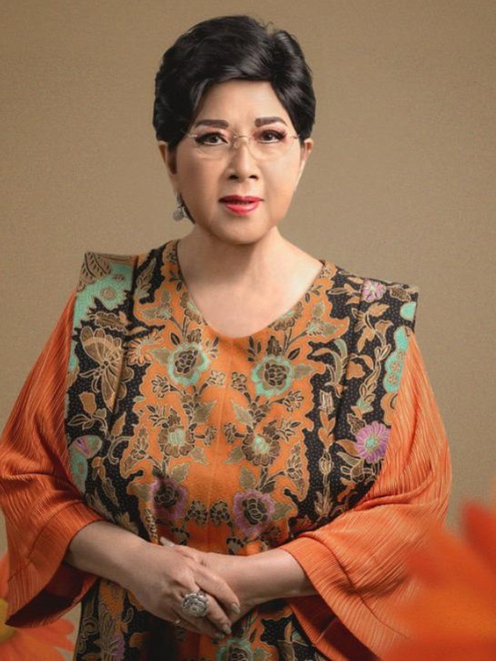 Tips sehat Titiek Puspa 5 Tips Sehat Titiek Puspa yang Tetap Bugar di Usia 84 Tahun