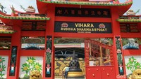 Vihara Buddha Dharma & 8 Pho Sat merupakan salah satu obyek wisata religi di Bogor. (Luthfi Hafidz/detikcom)