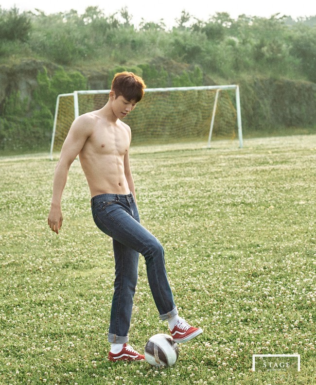 Nam Joo Hyuk berhenti mengejar cita-citanya menjadi atlet basket karena cedera berat. Ia memulai debut akting setelah berhasil memenangkan kontes Top Model. Foto: dok YG Entertainment