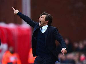 Skuad Tottenham Pas-pasan, Yakin Conte Bisa?