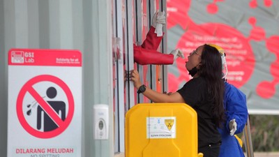 Asyik! Kemenkes Turunkan Harga Tes PCR