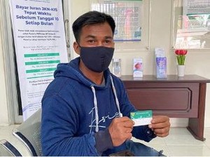 Penghasilan Terbatas, Petani Karet Ini Bersyukur Dibantu Iuran JKN-KIS
