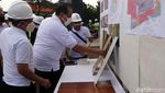 CT Lakukan Topping Off The Trans Icon Surabaya