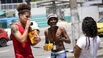 Giliran Rio de Janeiro Cabut Aturan Wajib Masker di Luar Ruangan
