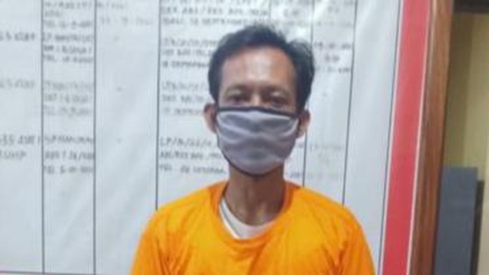 I Made Arjana (41) ditangkap polisi lantaran melakukan penipuan Rp 110 juta dengan mengaku bisa meloloskan korbannya sebagai pegawai PDAM Bali. (dok. Istimewa)