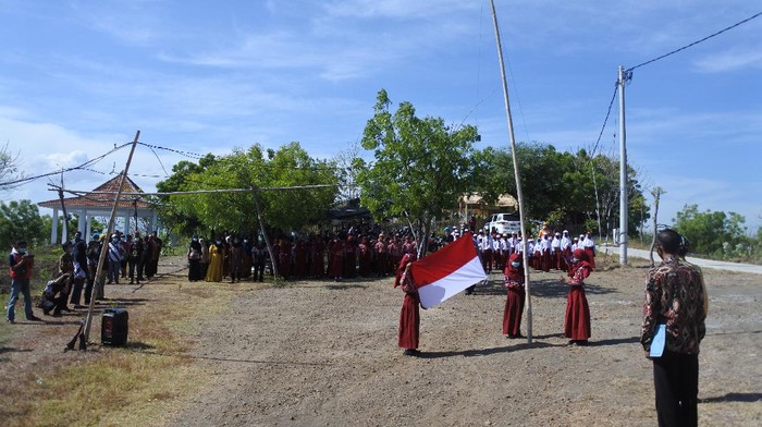 Tanggal 28 Oktober diperingati sebagai Hari Sumpah Pemuda. Warga di berbagai daerah Indonesia pun ambil bagian dalam peringatan tersebut.