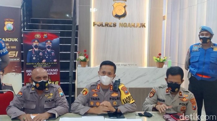 kapolres nganjuk akbp jimmy tana