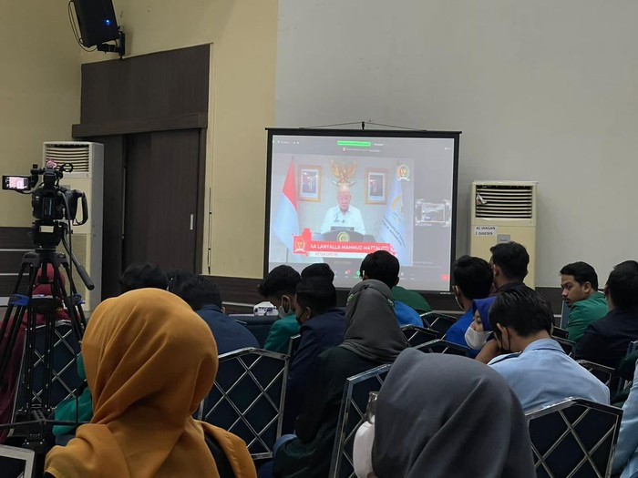 Ketua DPD di virtual Kongres DEMA Fakultas Syariah se-Indonesia