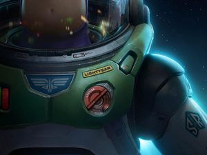 Chris Evans Jadi Buzz di Film Animasi Pixar Lightyear