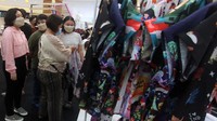SOVLO (Souvenir Lokal) lahir saat Pandemi Covid-19 dimana semua produksi SOVLO dikerjakan oleh parent company bernama Lotus Group yang spesialis berkarya di bidang souvenir jahitan.