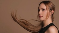 Meryem Uzerli lahir dari ayah berdarah Turki dan ibunya Jerman. Foto: dok instagram Meryem Uzerli