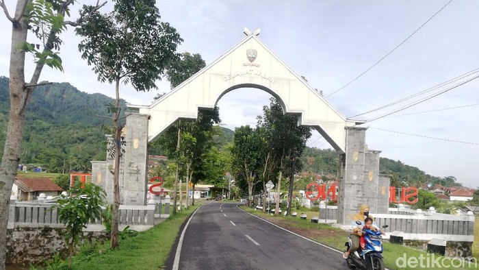 Panorama Alam Jalur Sumedang-Subang via Rancakalong Bagi anda yang hobi traveling, jalur Sumedang-Subang via Rancakalong patut dicoba. Jalur ini menyuguhkan panorama alam yang indah.